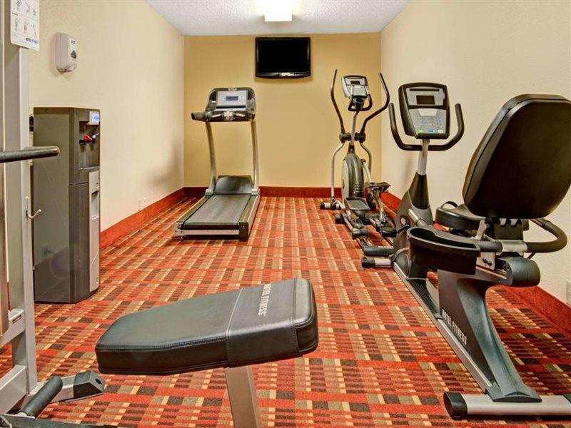 Baymont By Wyndham Nashville Airport Extérieur photo