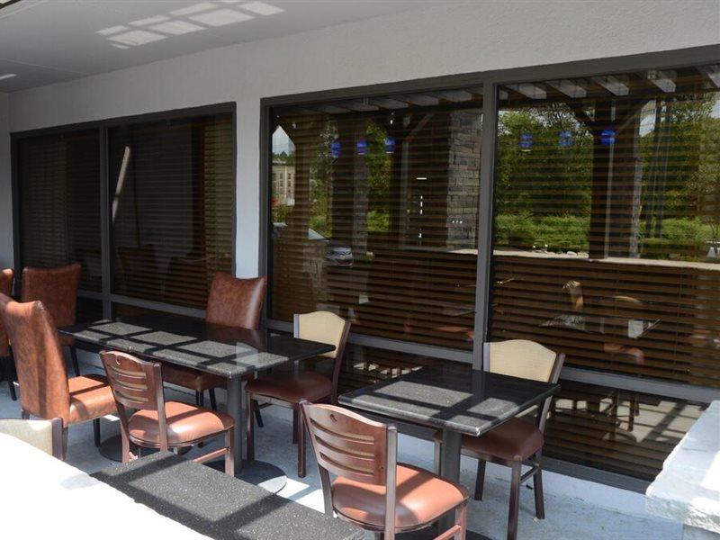Baymont By Wyndham Nashville Airport Extérieur photo