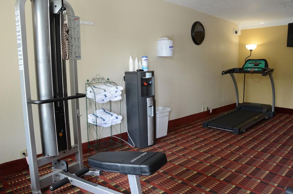 Baymont By Wyndham Nashville Airport Extérieur photo