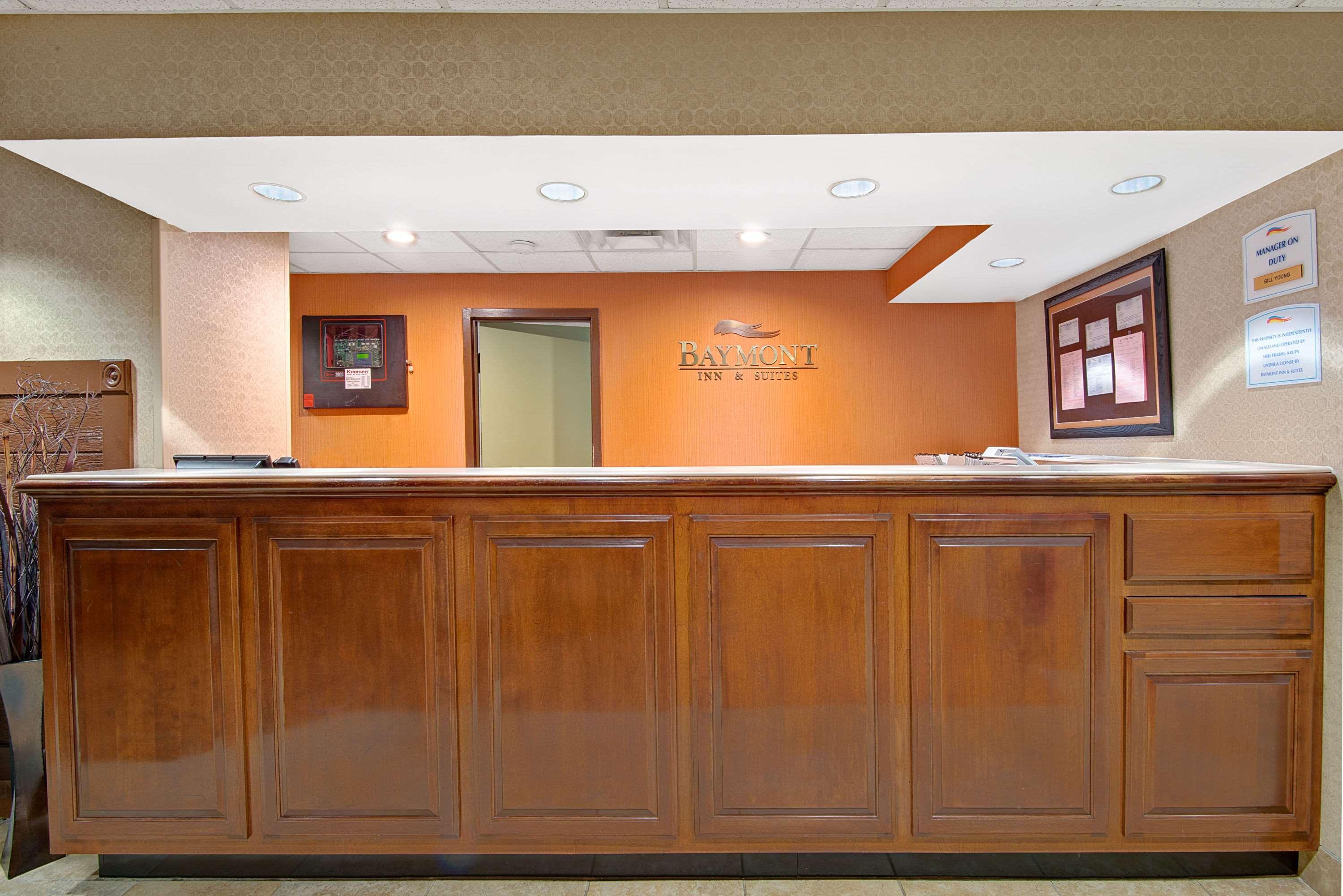 Baymont By Wyndham Nashville Airport Extérieur photo