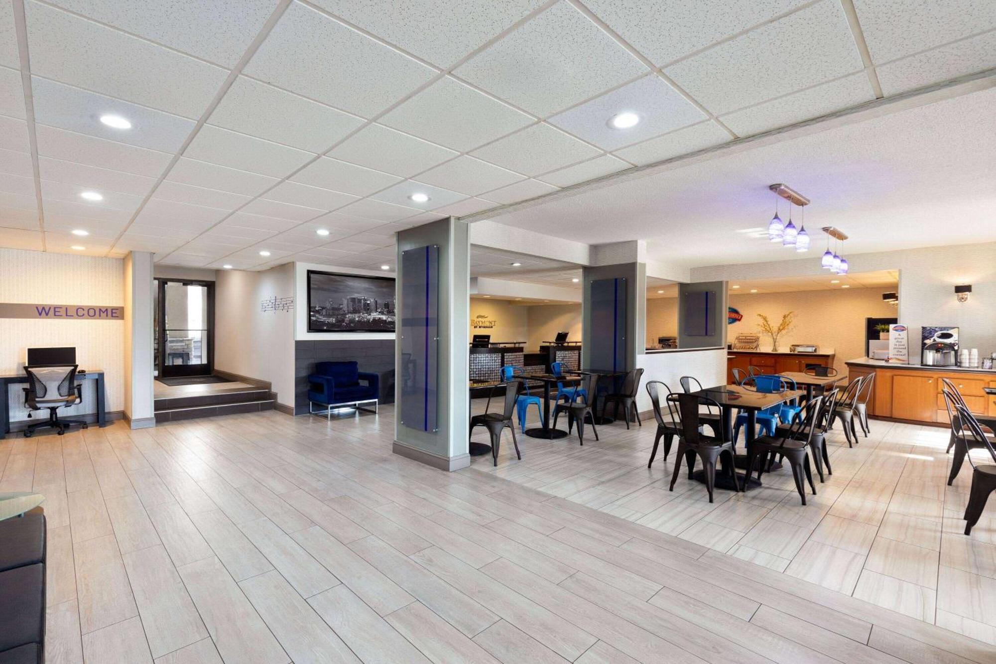 Baymont By Wyndham Nashville Airport Extérieur photo