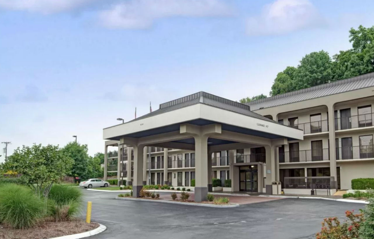 Baymont By Wyndham Nashville Airport Extérieur photo
