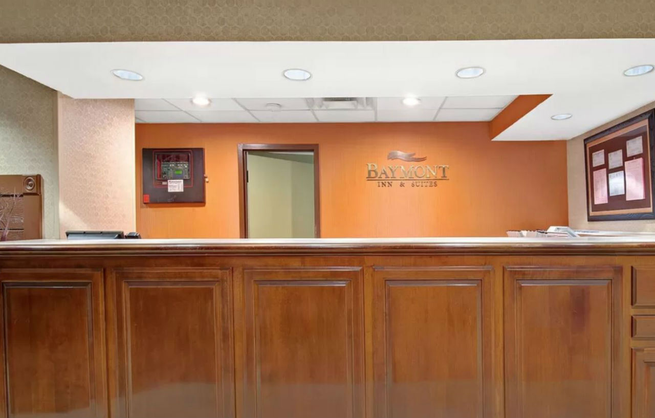 Baymont By Wyndham Nashville Airport Extérieur photo
